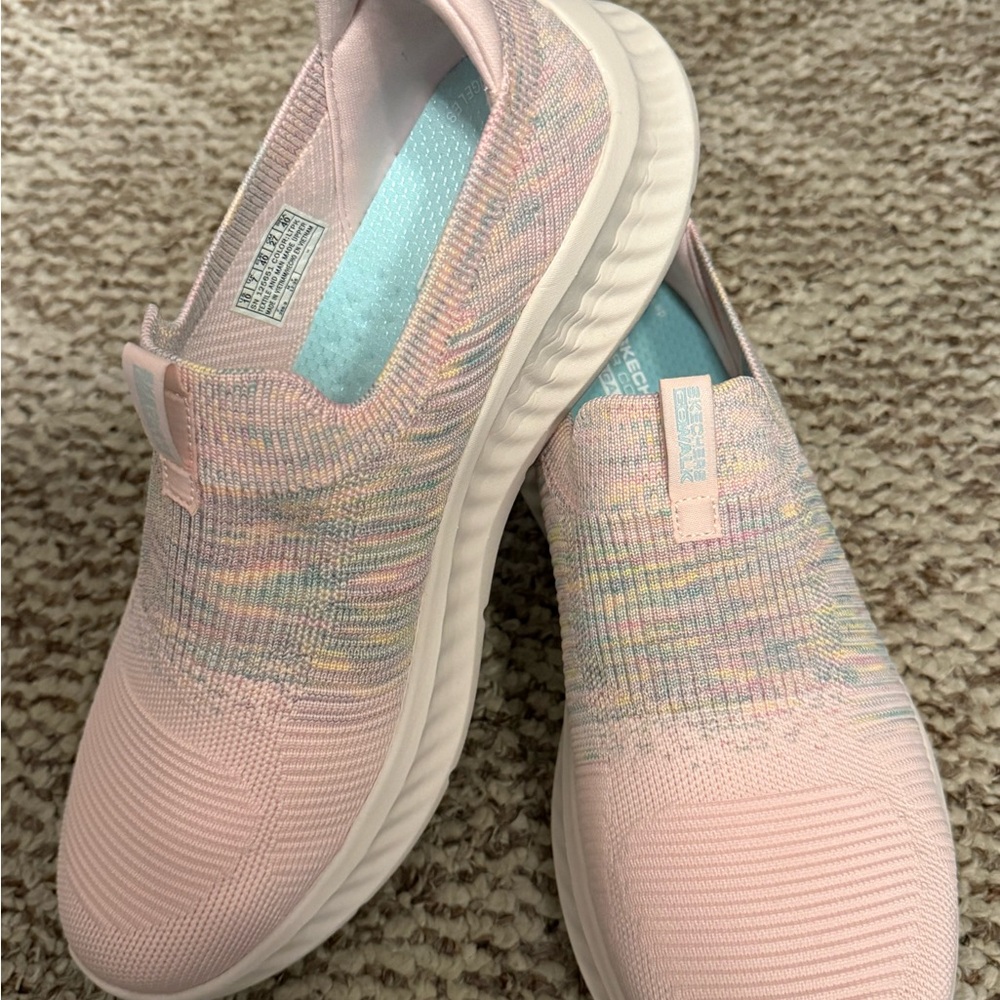Skechers Women’s Pastel Pink Slip-On Knit Sneakers